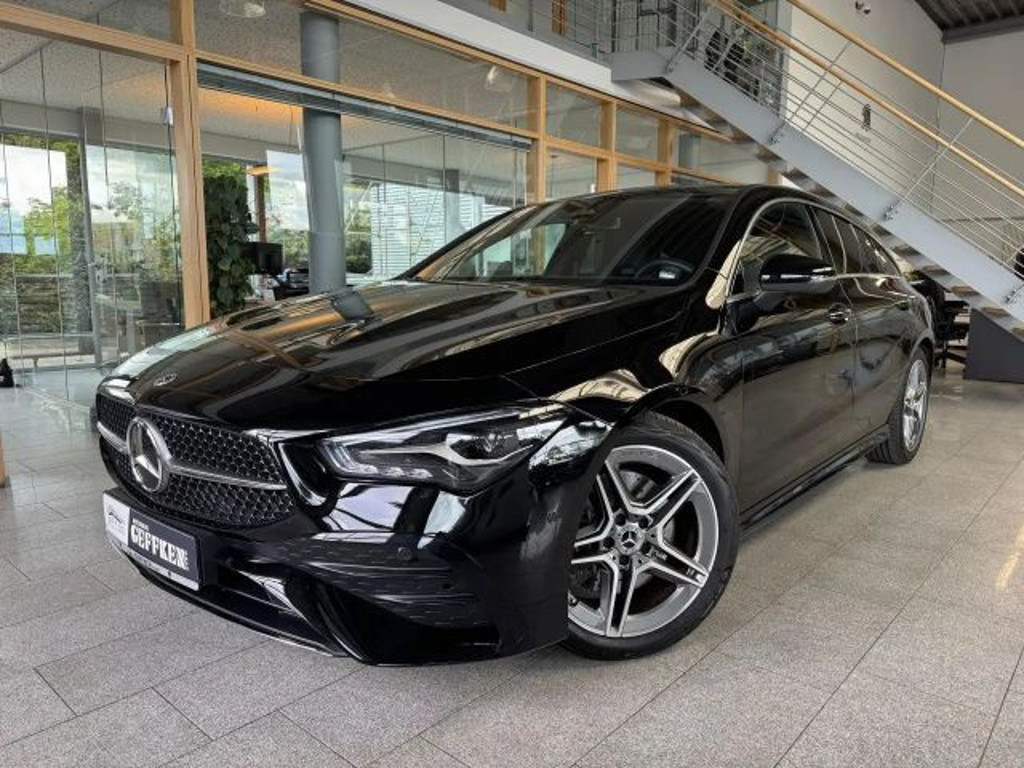 Mercedes-Benz CLA-Klasse CLA 200 AMG Line Shooting Brake