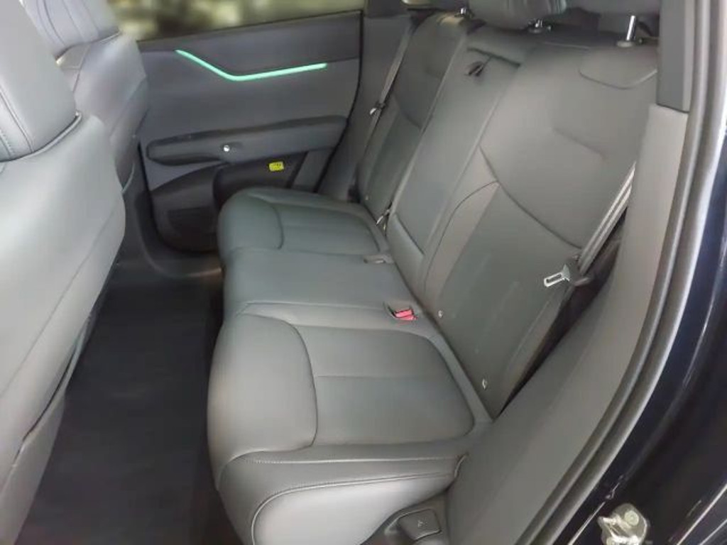 Xpeng G6
