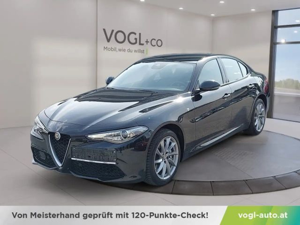 Alfa Romeo Giulia TI Q4 AT8