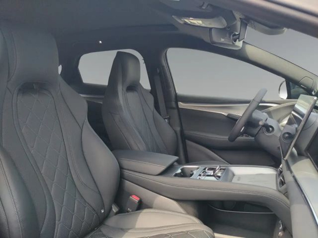 BYD Sealion 7