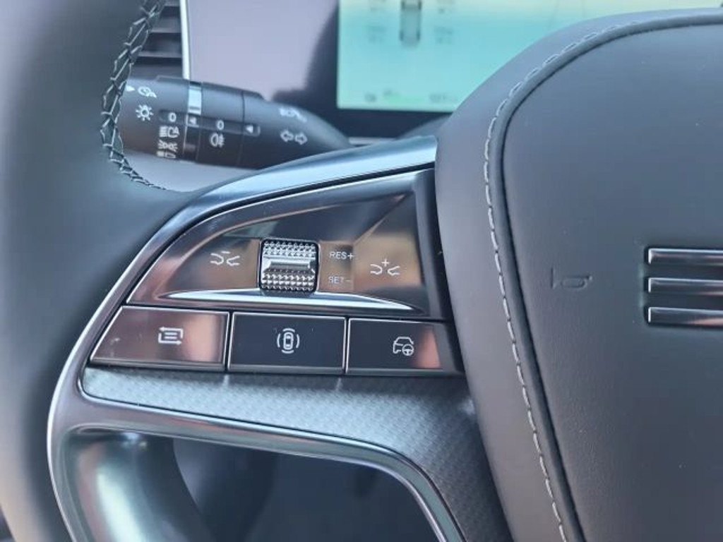 BYD Sealion 7