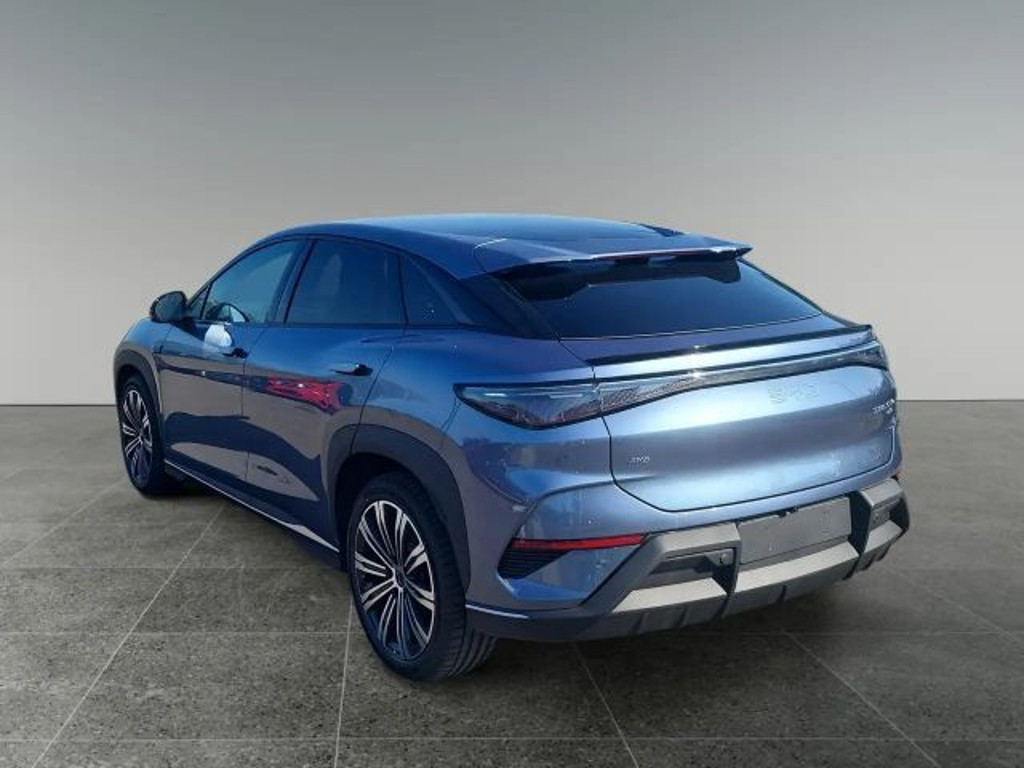 BYD Sealion 7