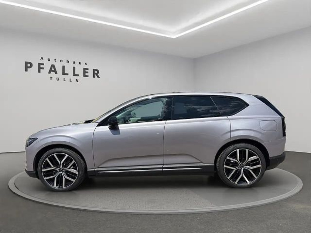 Volvo EX60