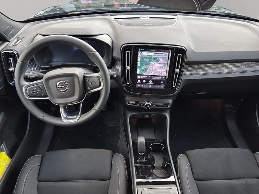 Volvo EX40