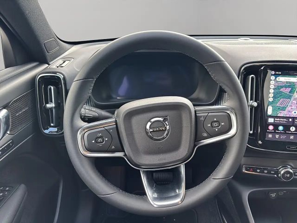 Volvo EX40