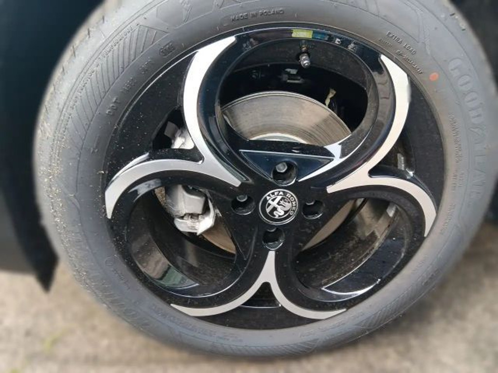 Alfa Romeo Junior