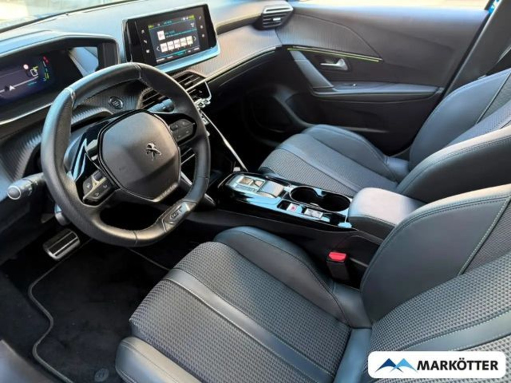 Peugeot e-208
