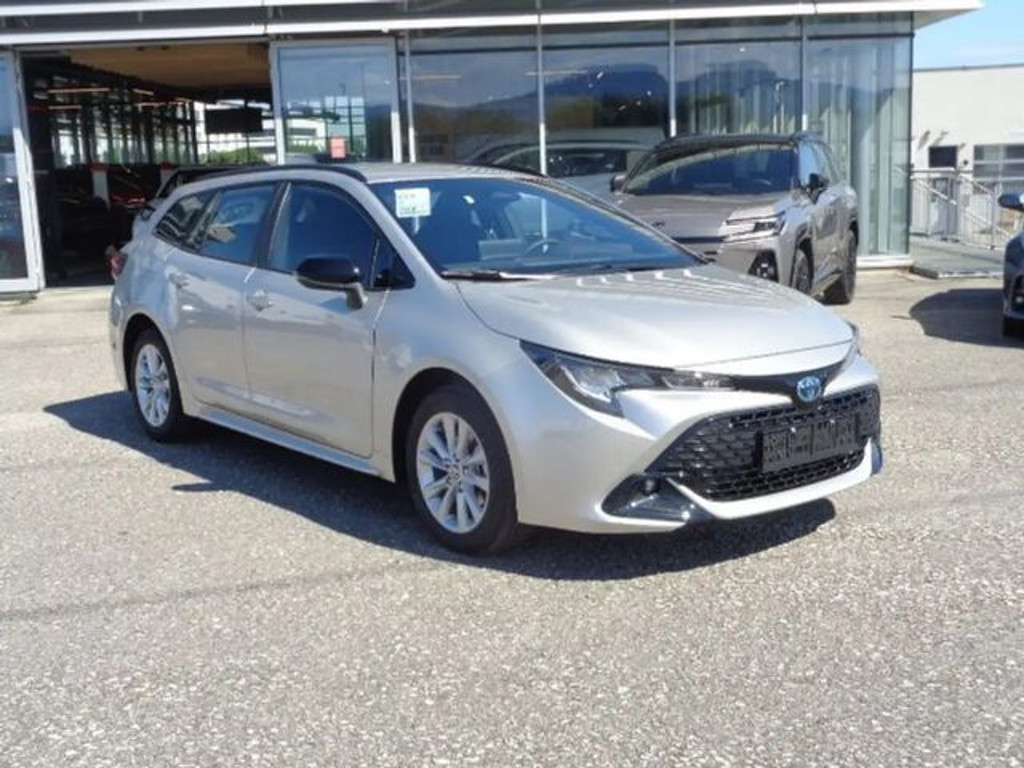 Toyota Corolla Active Touring Hybride
