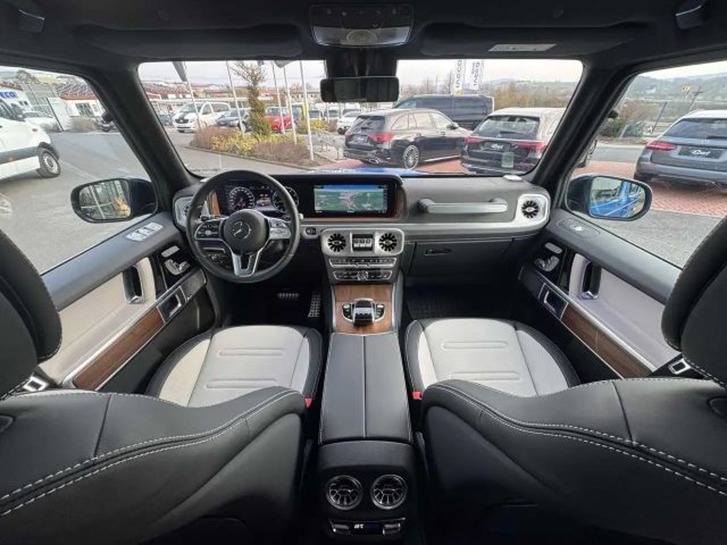 Mercedes-Benz G-Klasse