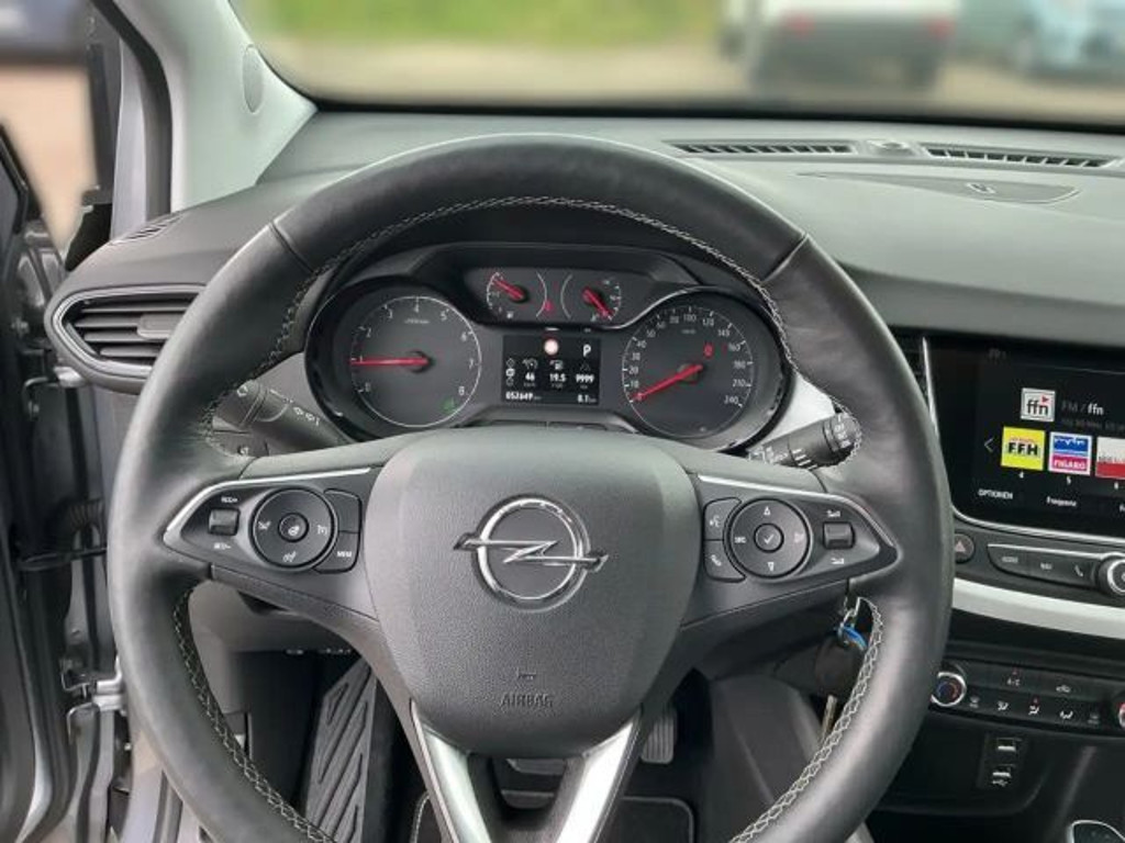 Opel Crossland X