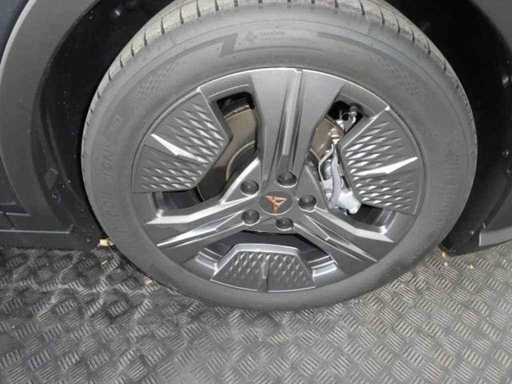 Cupra Raval