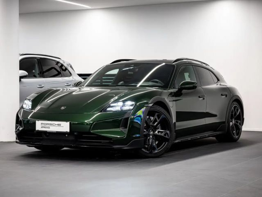 Porsche Taycan Turbo Cross Turismo