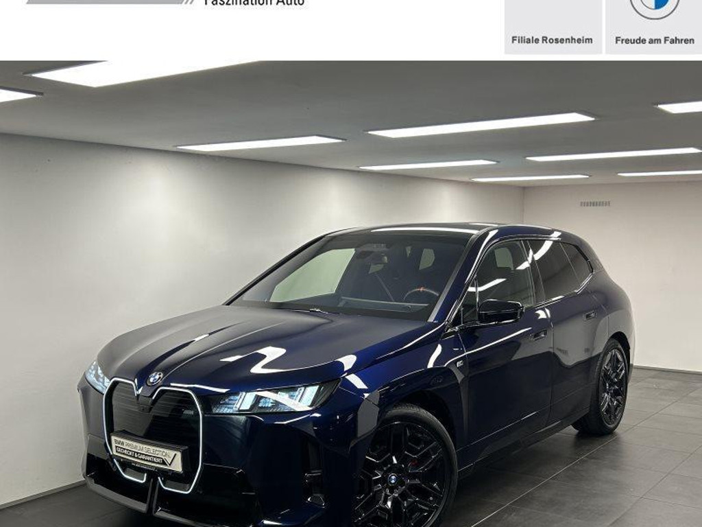 BMW iX xDrive M70