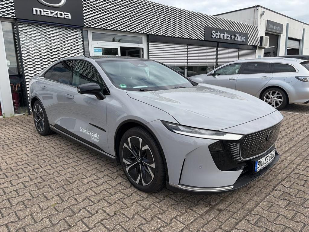 Mazda 6e