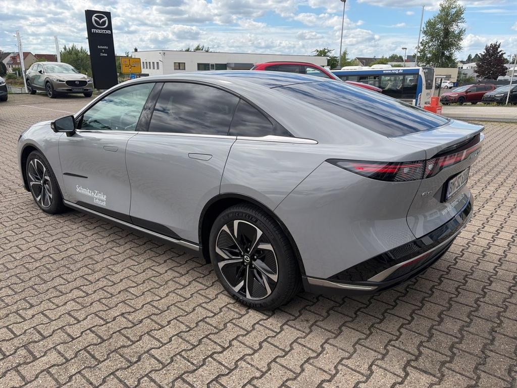 Mazda 6e