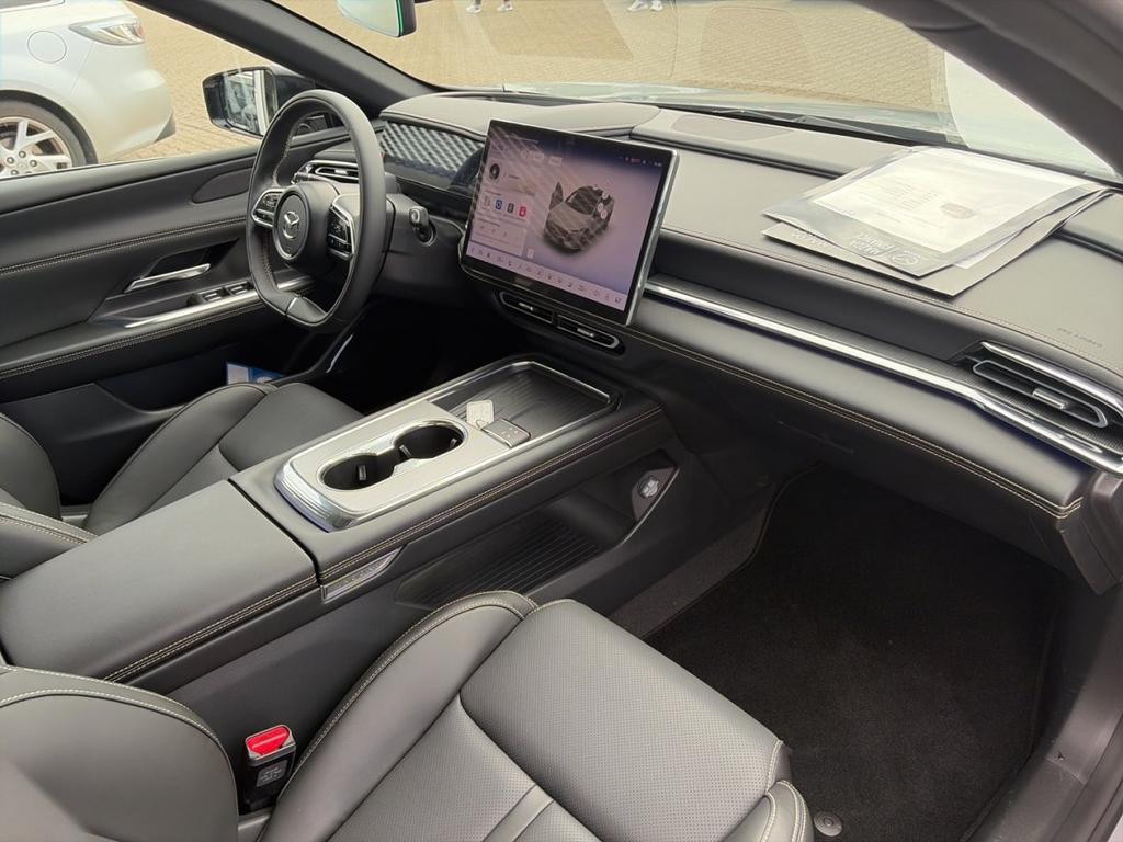 Mazda 6e