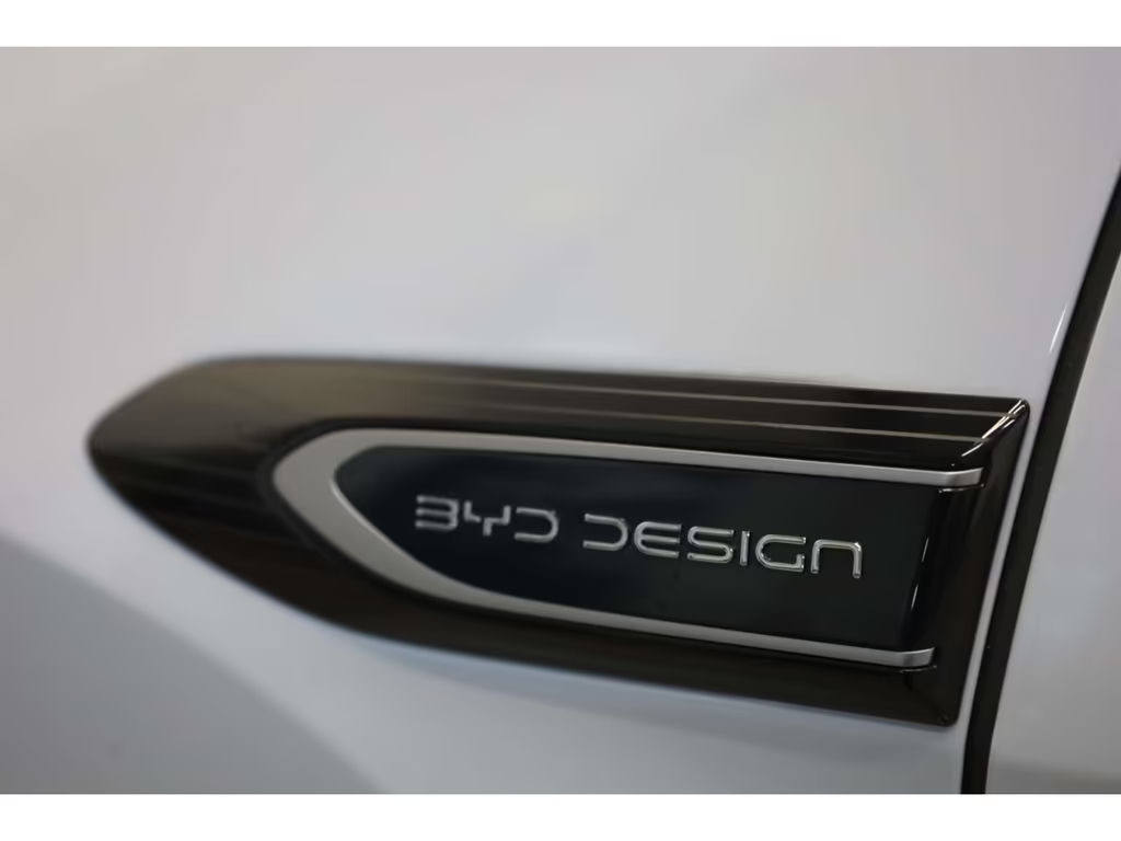 BYD Sealion 7