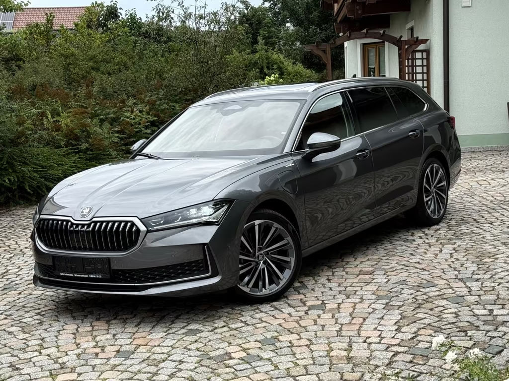 Skoda Superb Combi iV 1.5 TSI