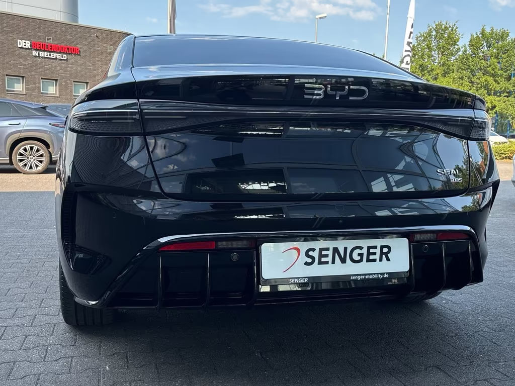 BYD Seal