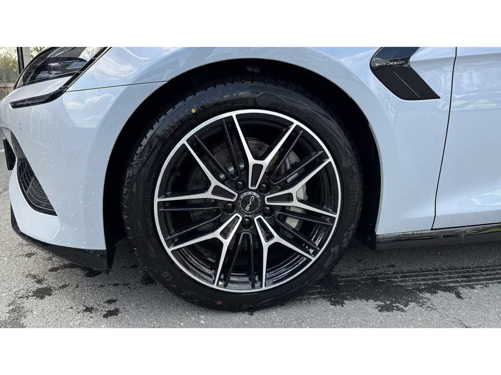 BYD Seal
