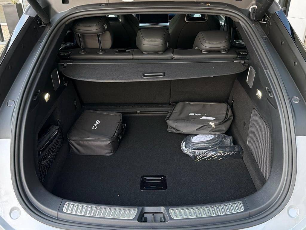 BYD Sealion 7