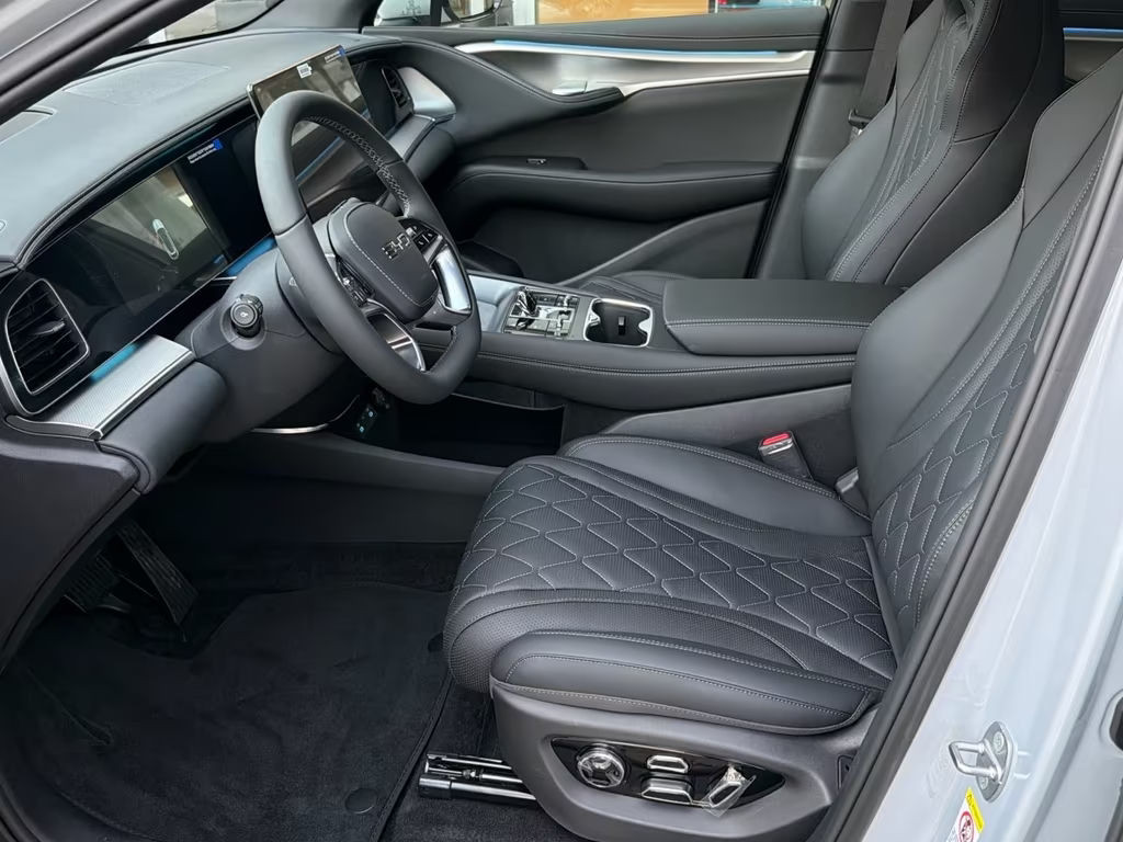 BYD Sealion 7