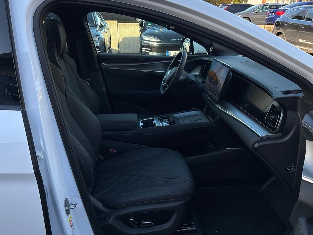 BYD Sealion 7