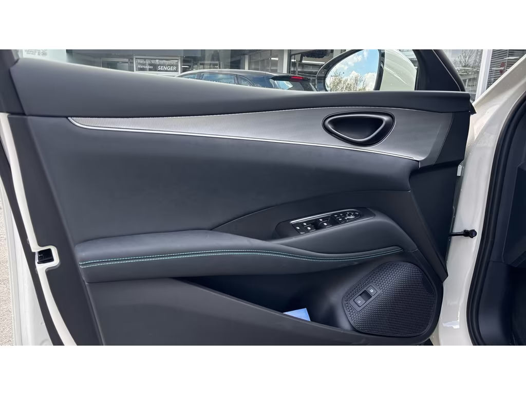 BYD Seal 6