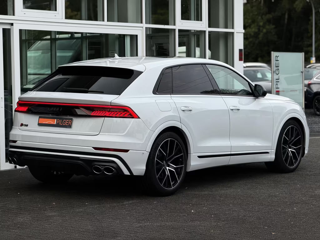Audi SQ8