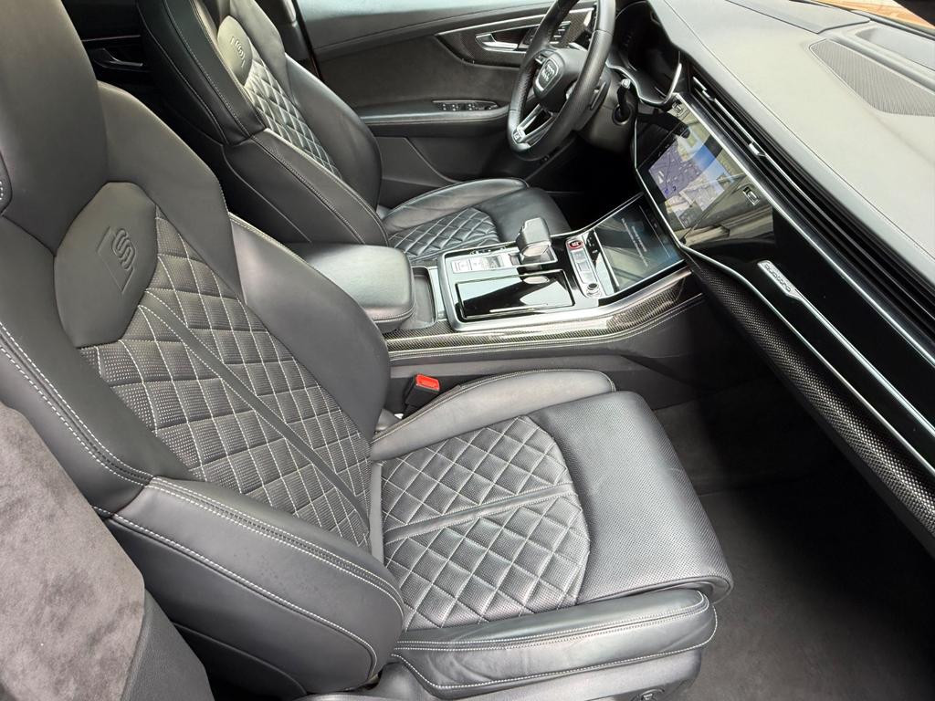 Audi SQ8