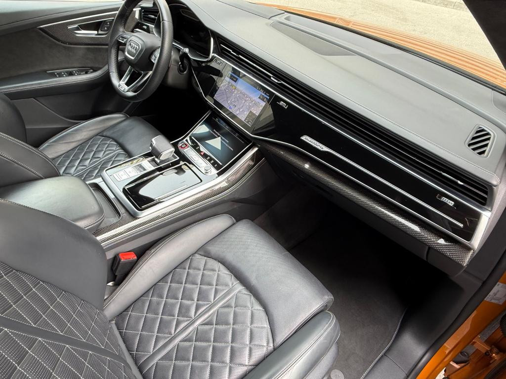 Audi SQ8