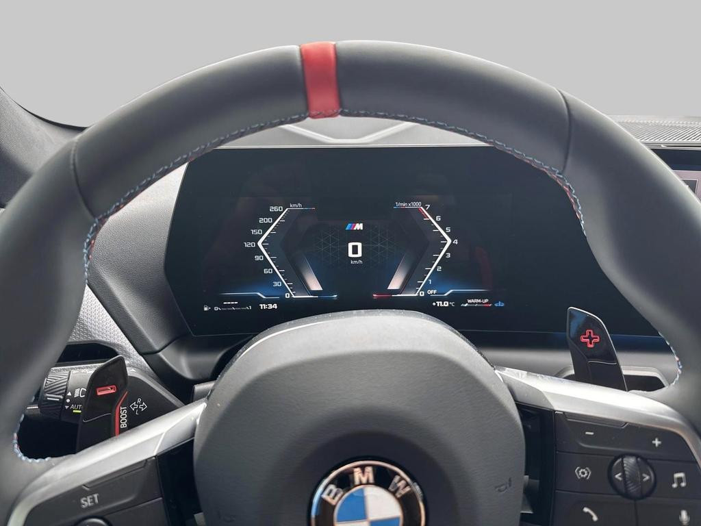 BMW M235