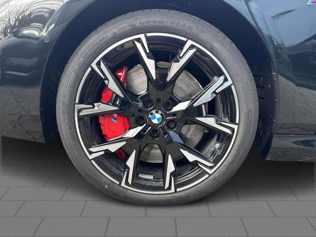 BMW M235