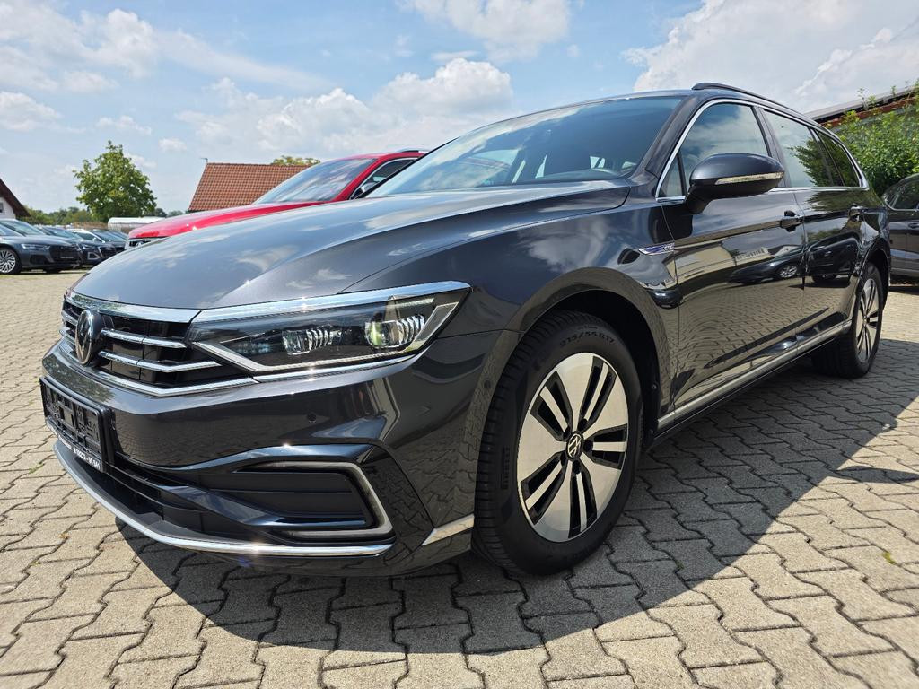Volkswagen Passat GTE Variant