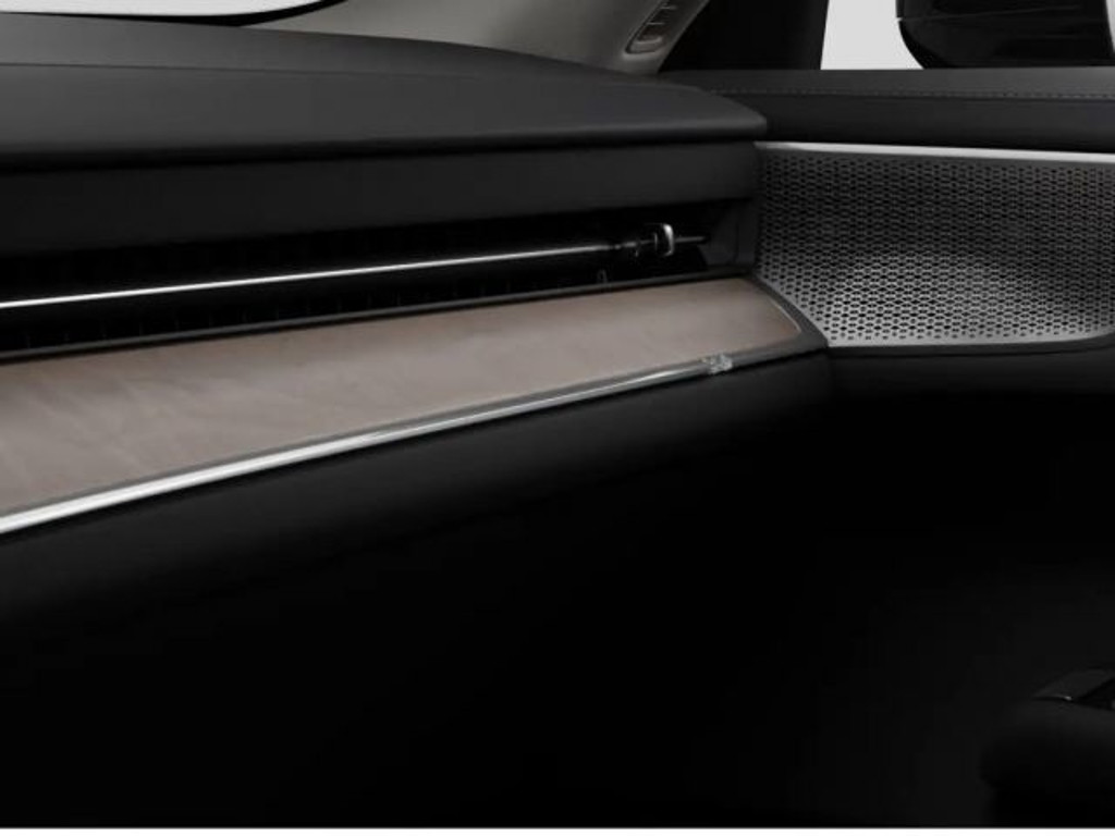 Volvo ES90