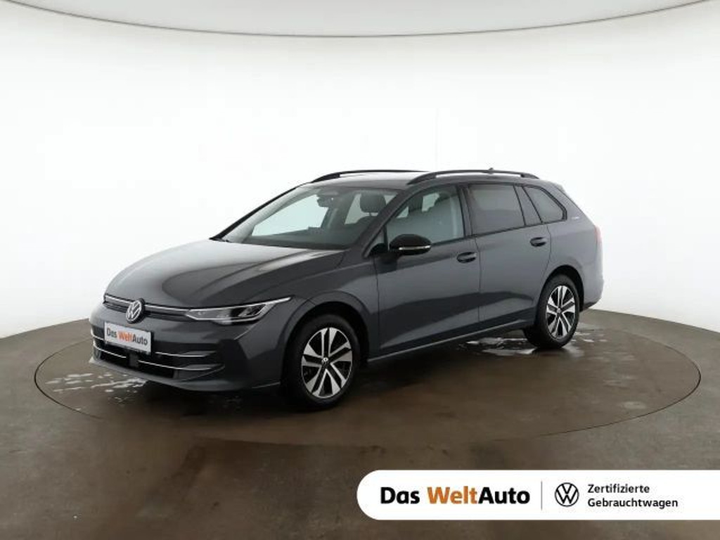 Volkswagen Golf Life Variant