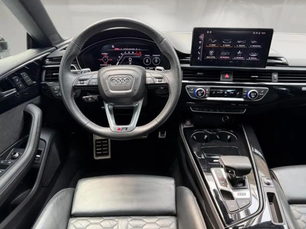 Audi RS5