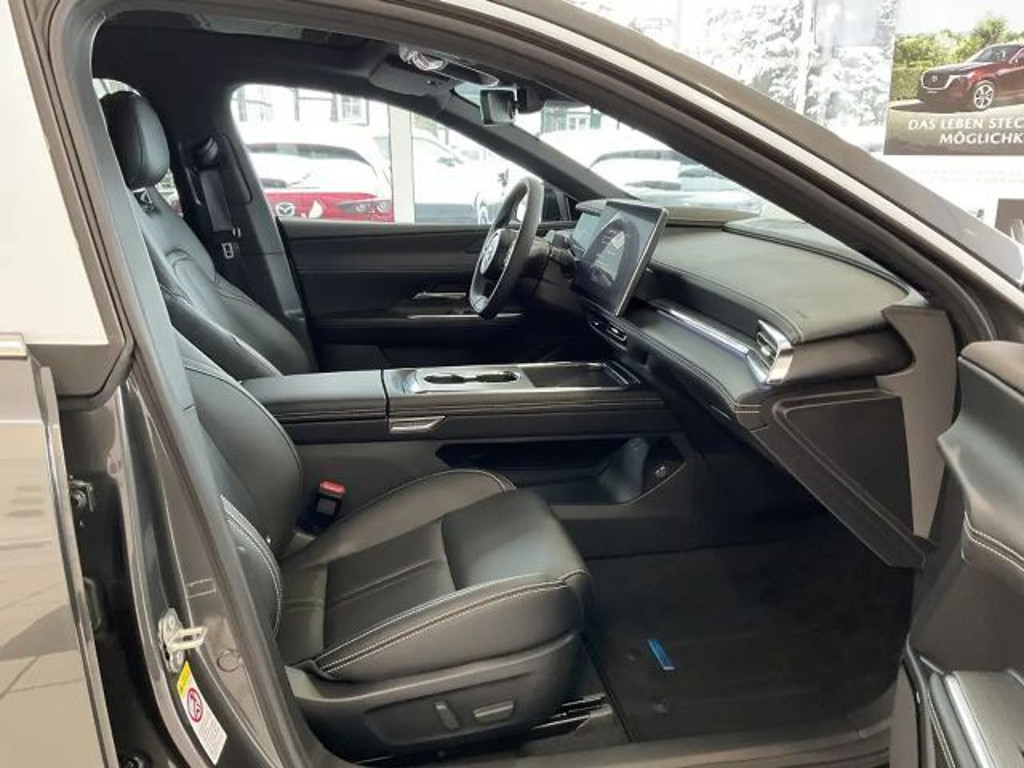 Mazda 6e