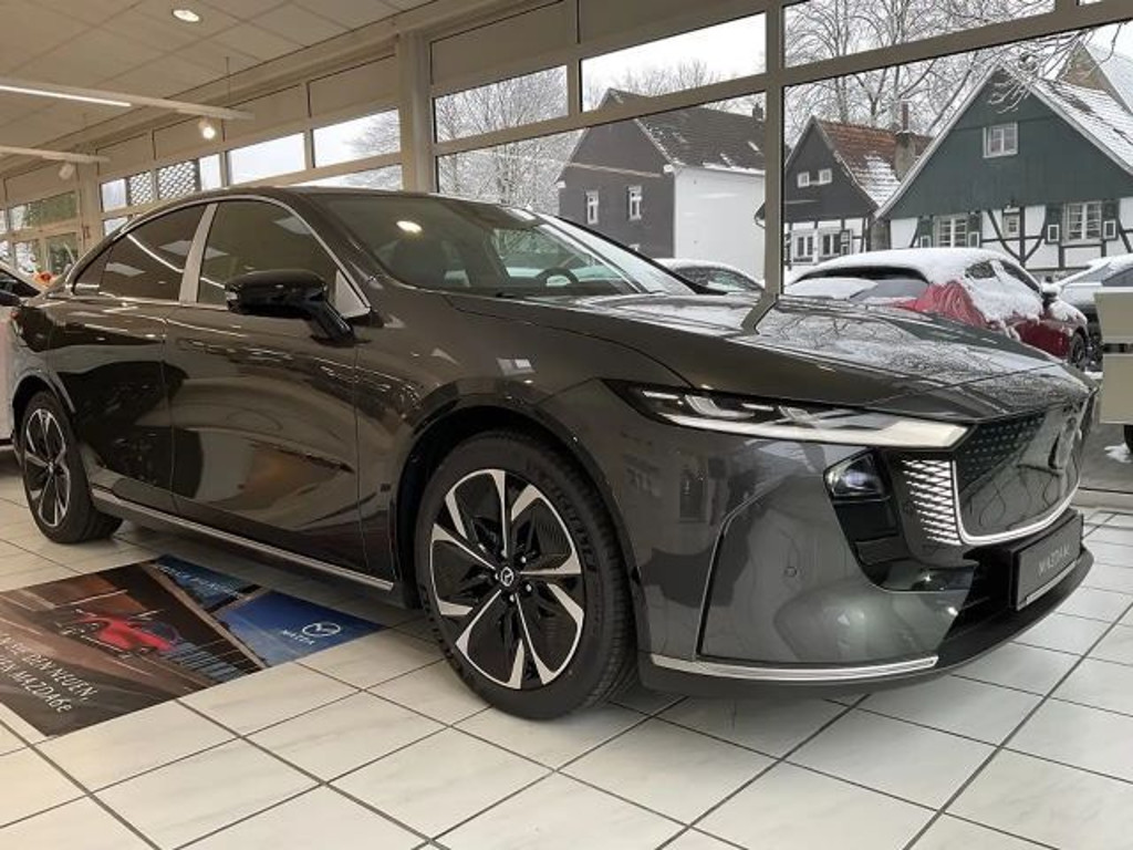 Mazda 6e