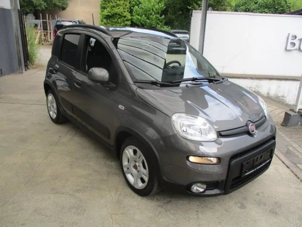 Fiat Panda Base/ BT/ DAB+/ Klimaautmatik/ Licht- und Regensensor