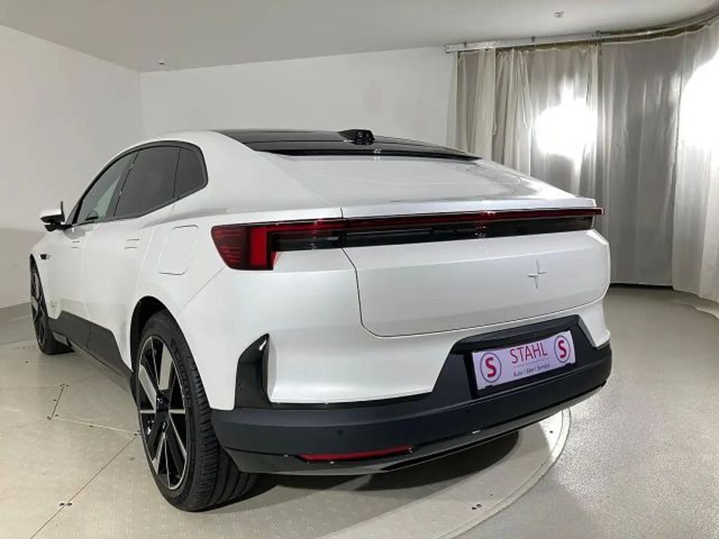 Polestar 4