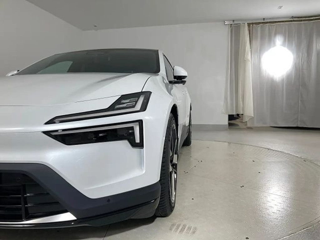 Polestar 4