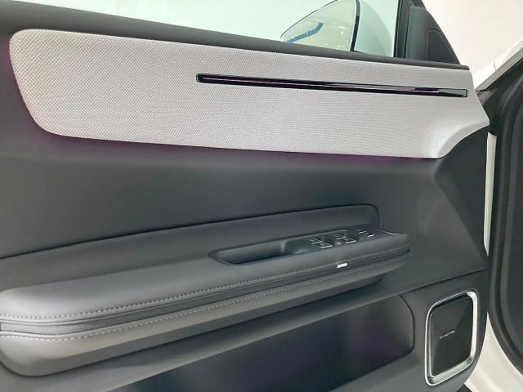 Polestar 4