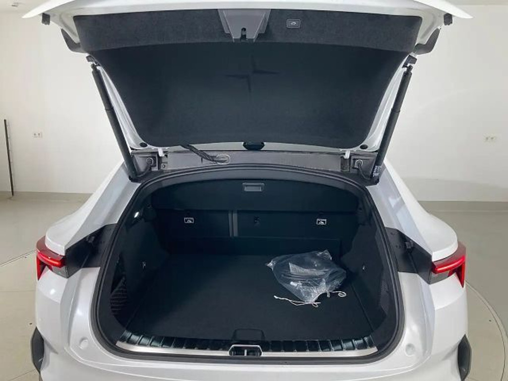 Polestar 4