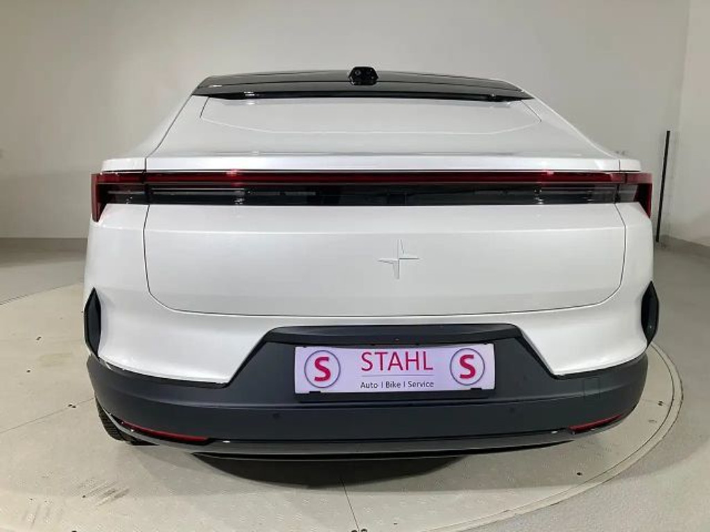 Polestar 4