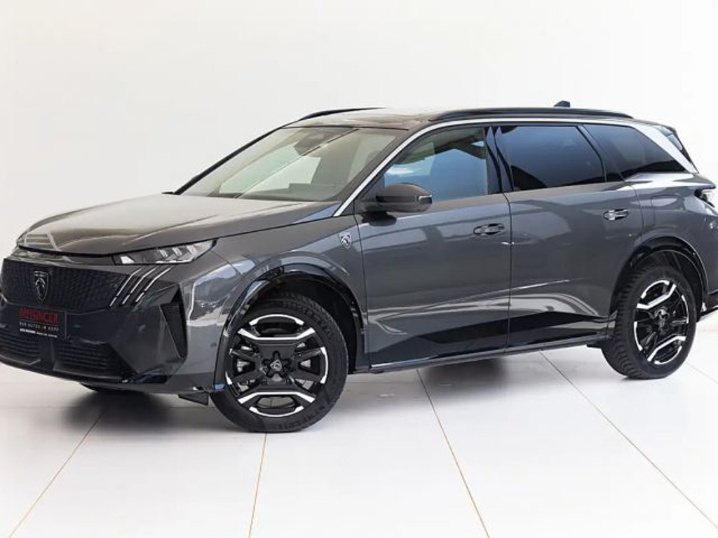 Peugeot E-5008