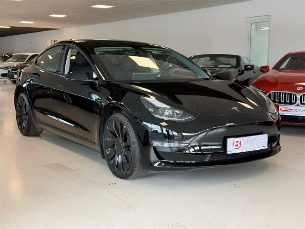 Tesla Model 3 Performance AWD