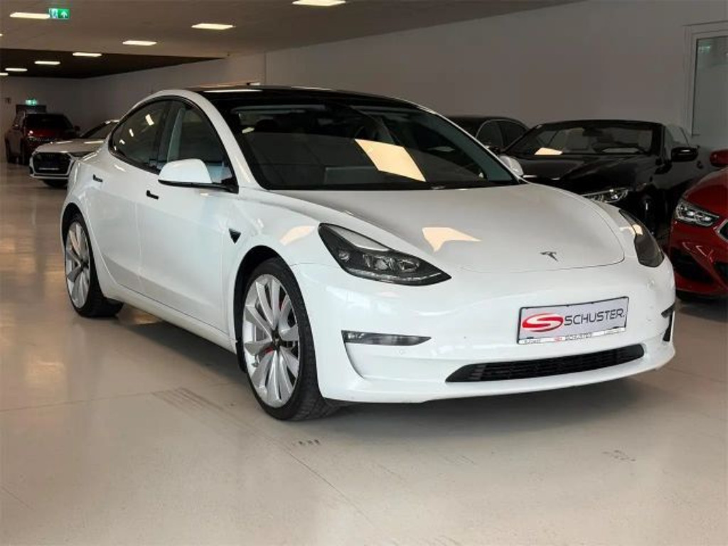Tesla Model 3 Performance AWD