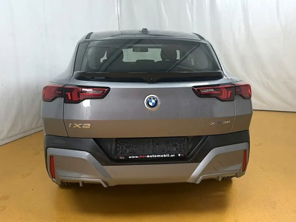 BMW iX2
