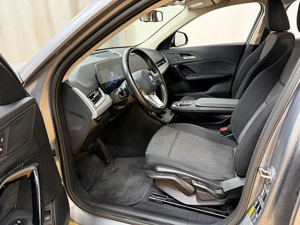 BMW iX2
